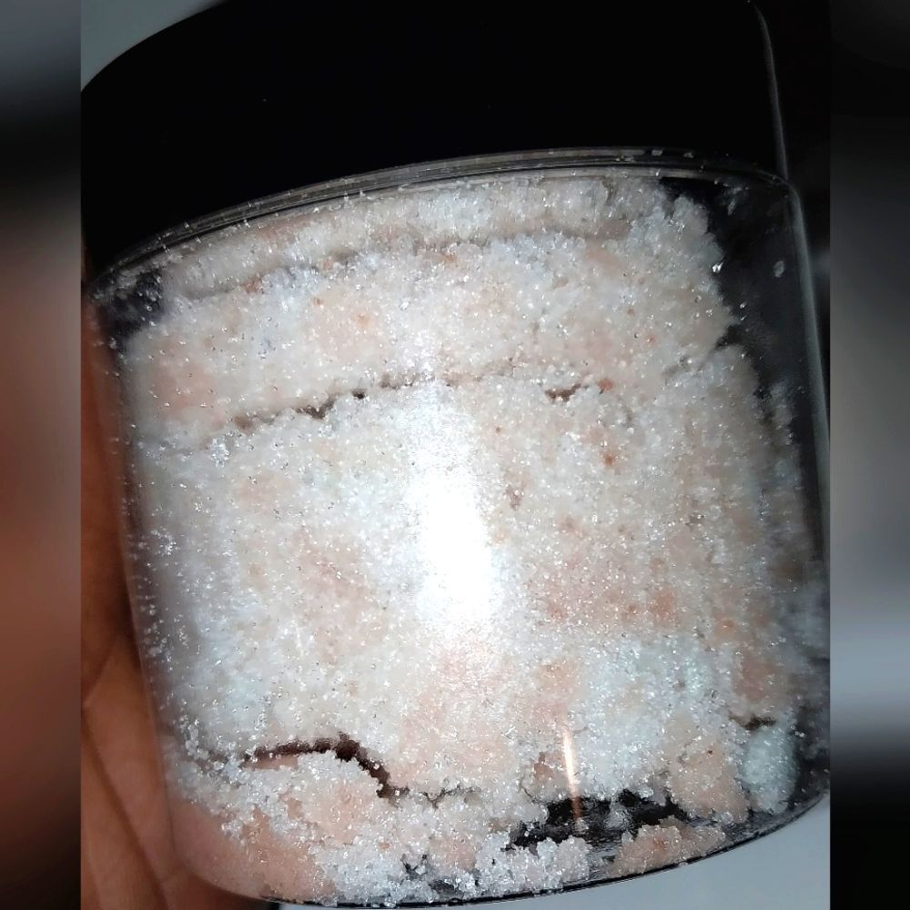 Hand crafted limited edition cotton candy emulsified sugar scrub 6 oz - Picture 2 of 5
